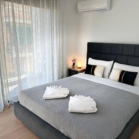 Lux Residence Ampelokipi Atene Esterno foto