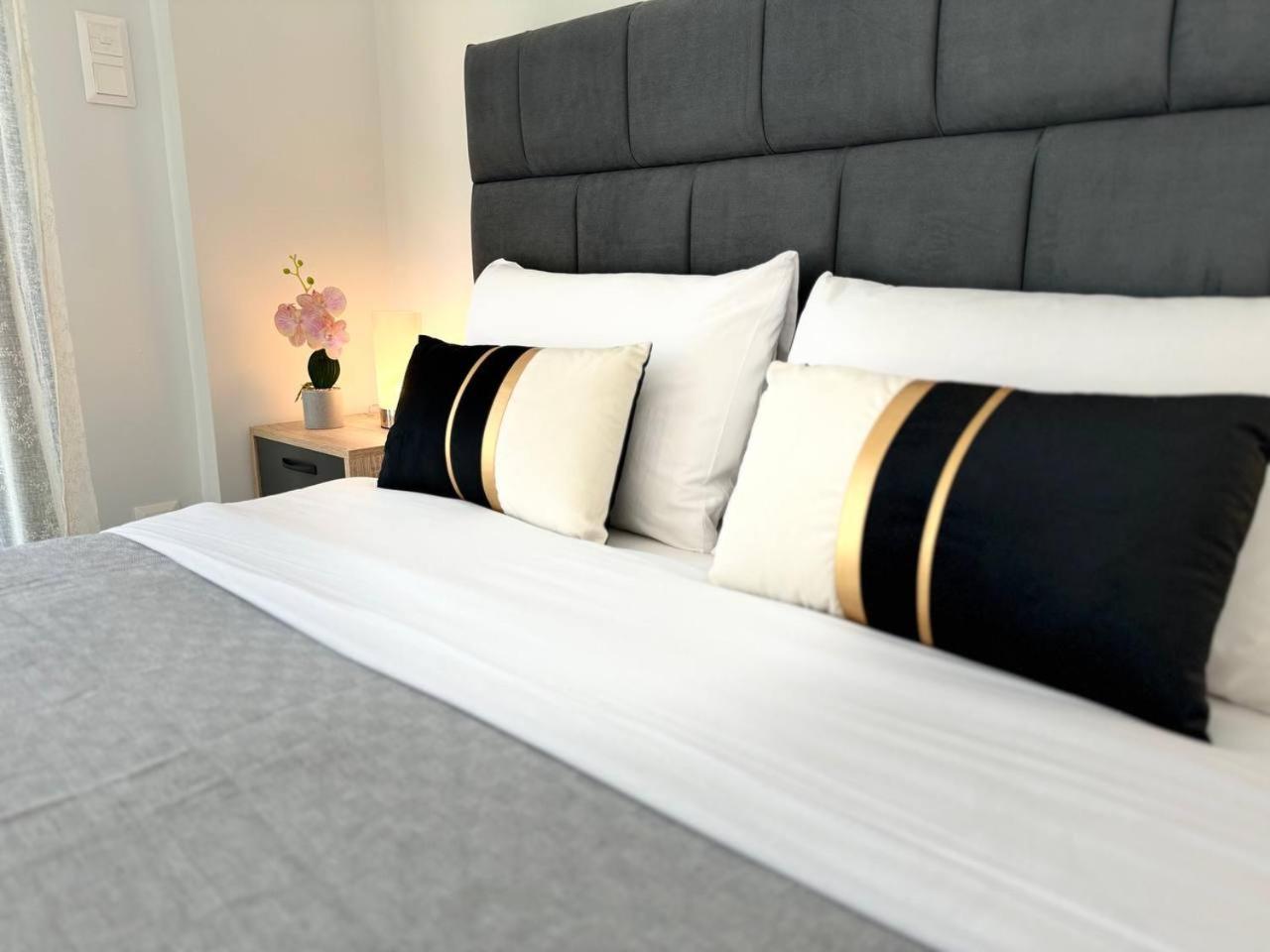 Lux Residence Ampelokipi Atene Esterno foto