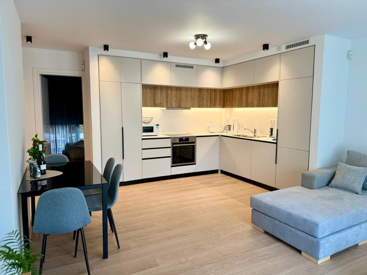 Lux Residence Ampelokipi Atene Esterno foto